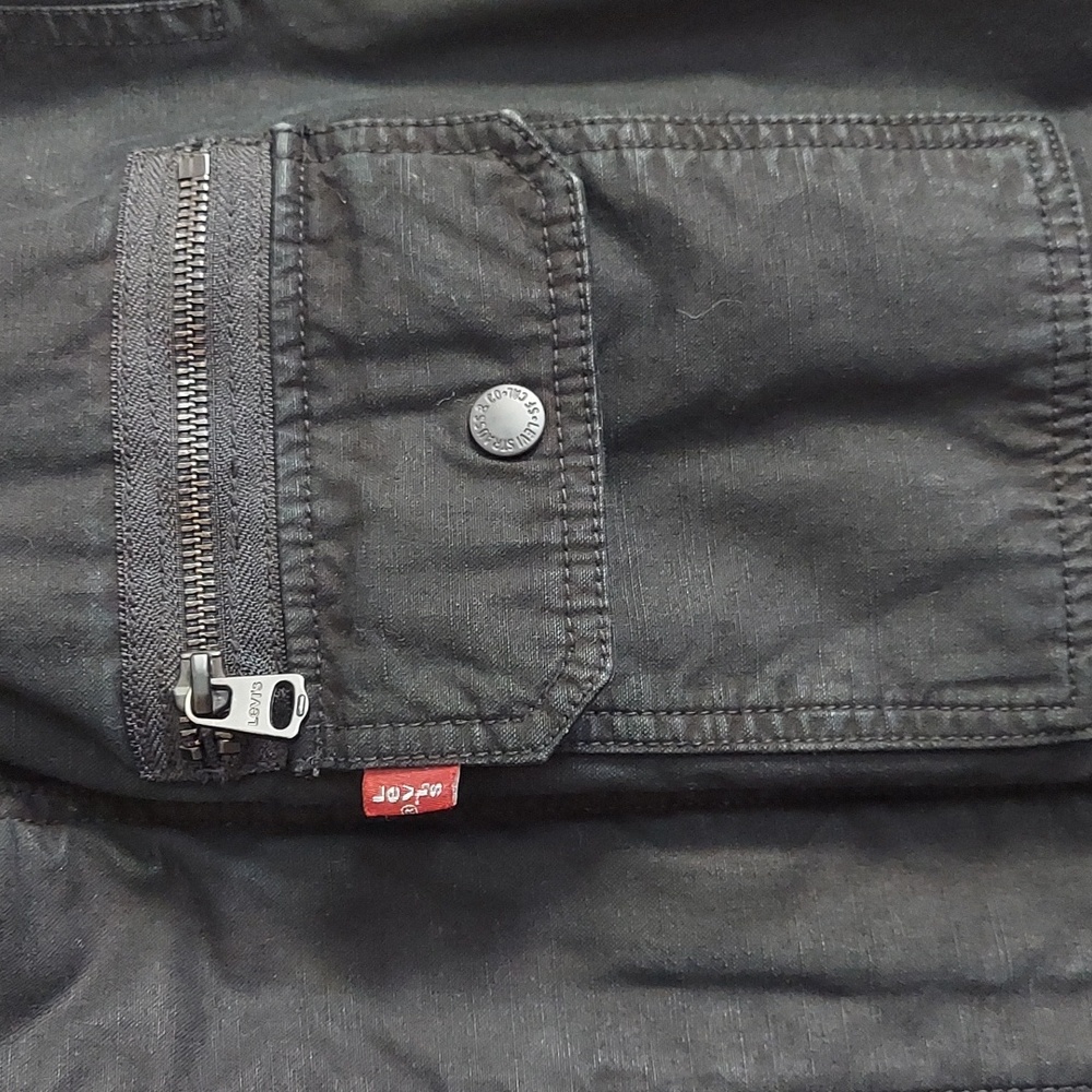 Levis Jacket, Utility Coat, Full Zip & Snaps, Quilted Lining, Cotton, Black - Picture 3 of 12